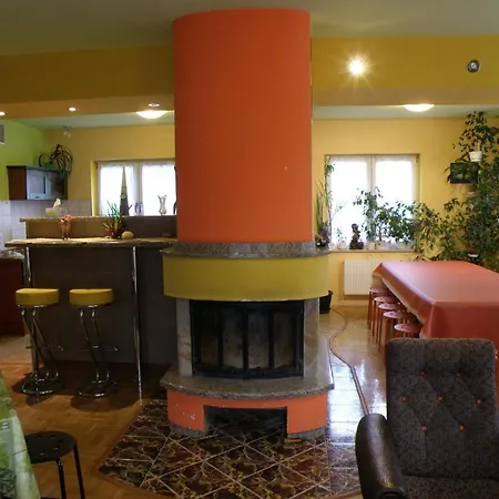 Szkolne Schronisko Mlodziezowe Wojtek *