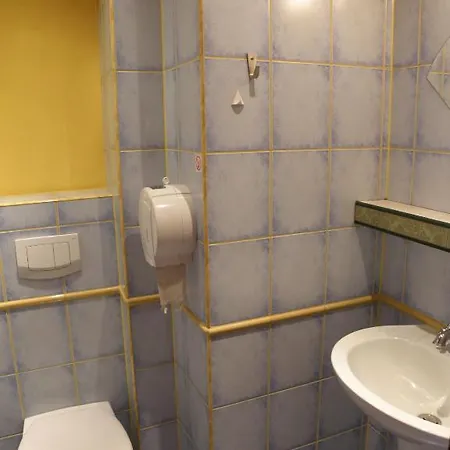 Hostel Szkolne Schronisko Mlodziezowe Wojtek