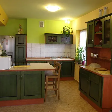 Hostel Szkolne Schronisko Mlodziezowe Wojtek *