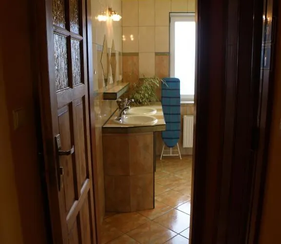 Vandrerhjem Szkolne Schronisko Mlodziezowe Wojtek Jelenia Góra